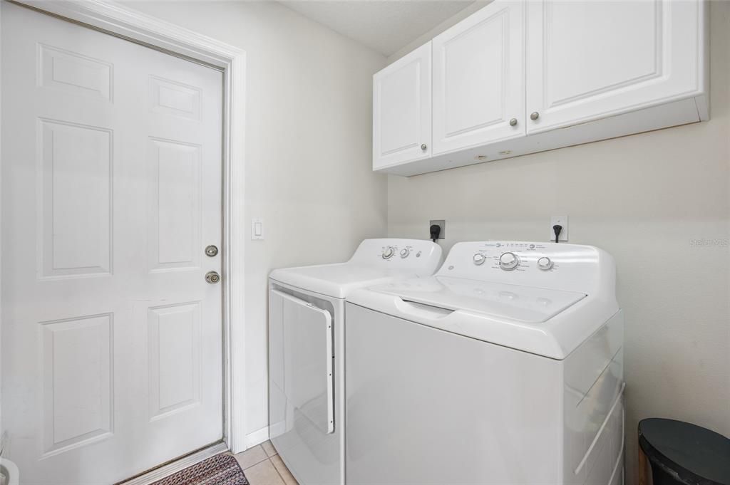 For Sale: $749,000 (3 beds, 2 baths, 1781 Square Feet)