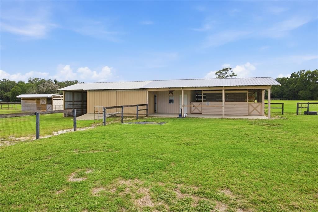 For Sale: $749,000 (3 beds, 2 baths, 1781 Square Feet)