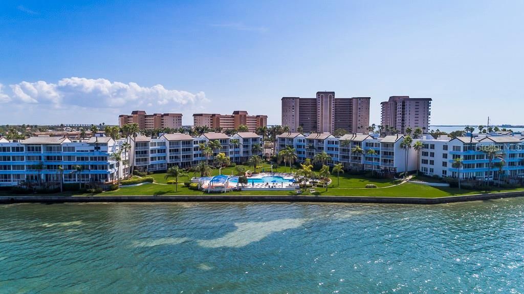 For Rent: $2,800 (2 beds, 2 baths, 1255 Square Feet)