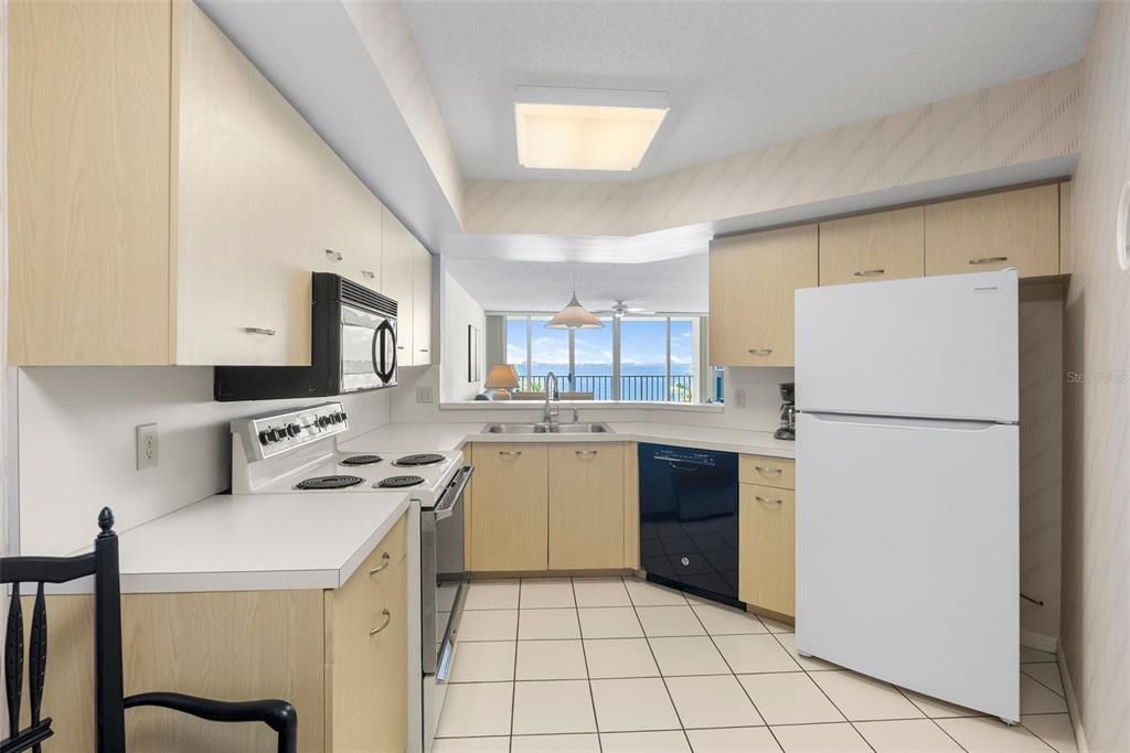 For Rent: $2,800 (2 beds, 2 baths, 1255 Square Feet)