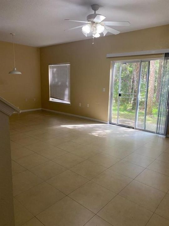 В аренду: $2,099 (3 спален, 2 ванн, 1526 Квадратных фут)