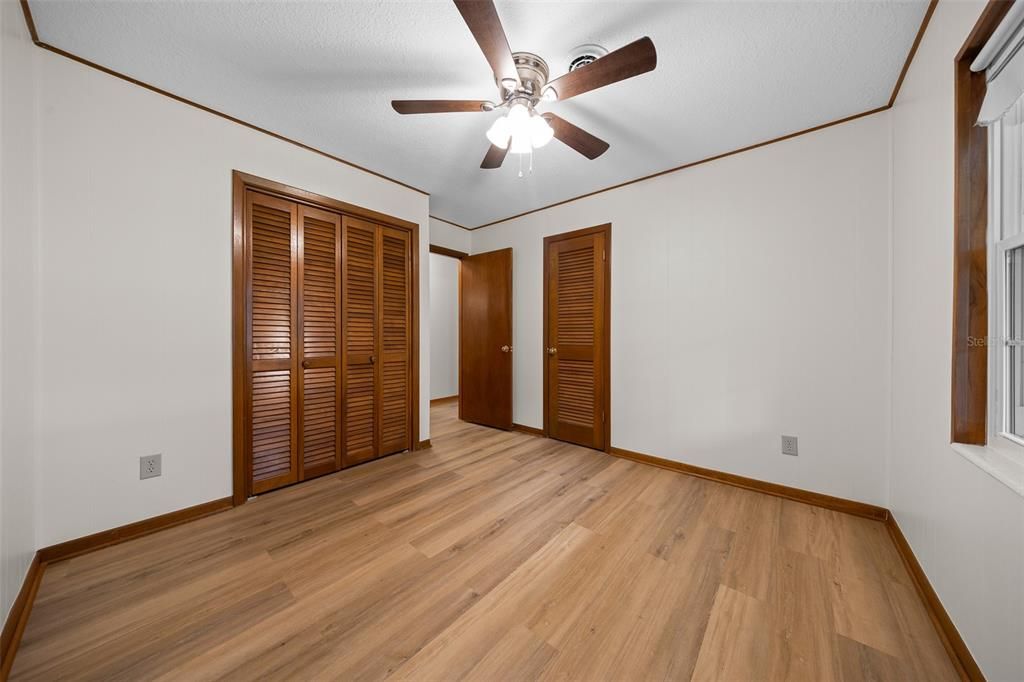 For Sale: $359,000 (3 beds, 2 baths, 1846 Square Feet)