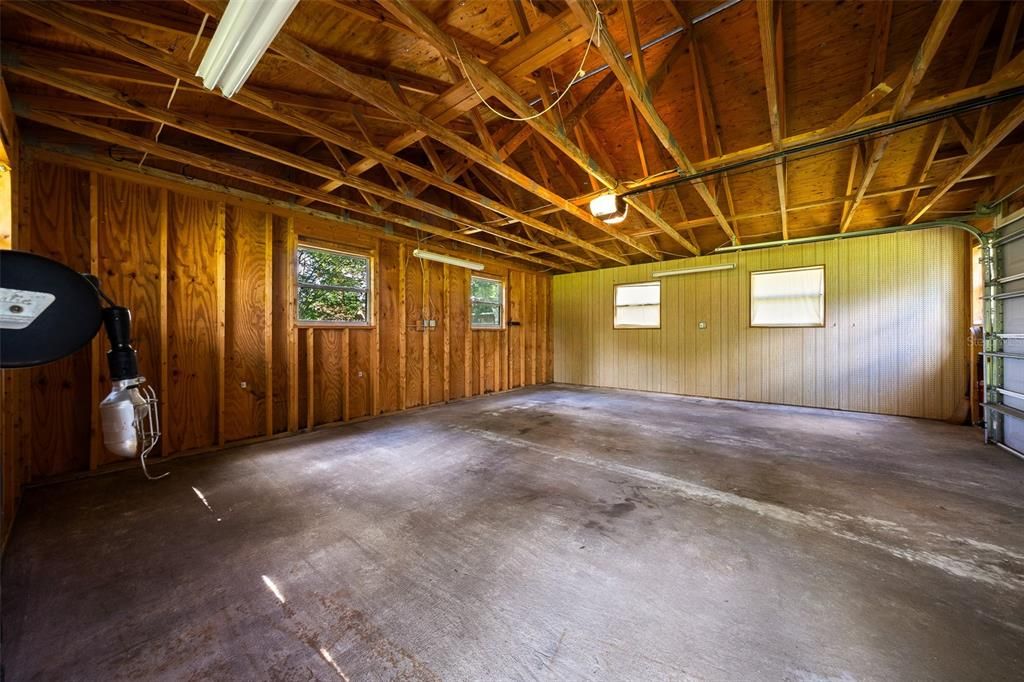 For Sale: $359,000 (3 beds, 2 baths, 1846 Square Feet)