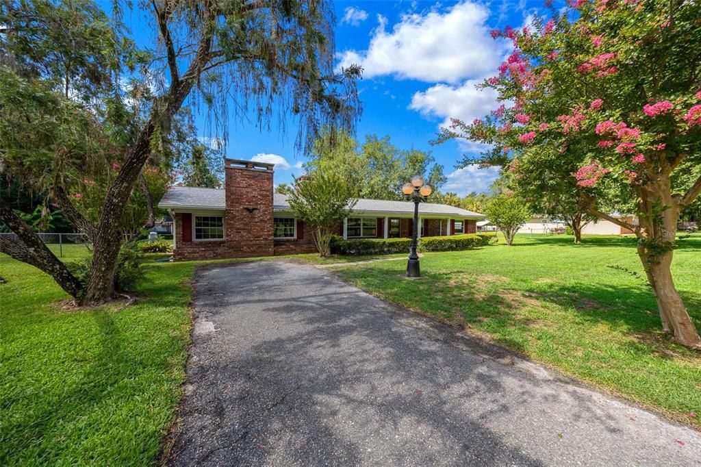 For Sale: $359,000 (3 beds, 2 baths, 1846 Square Feet)