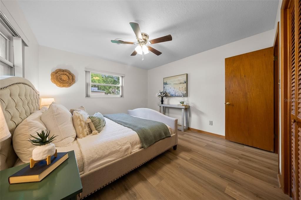 For Sale: $359,000 (3 beds, 2 baths, 1846 Square Feet)