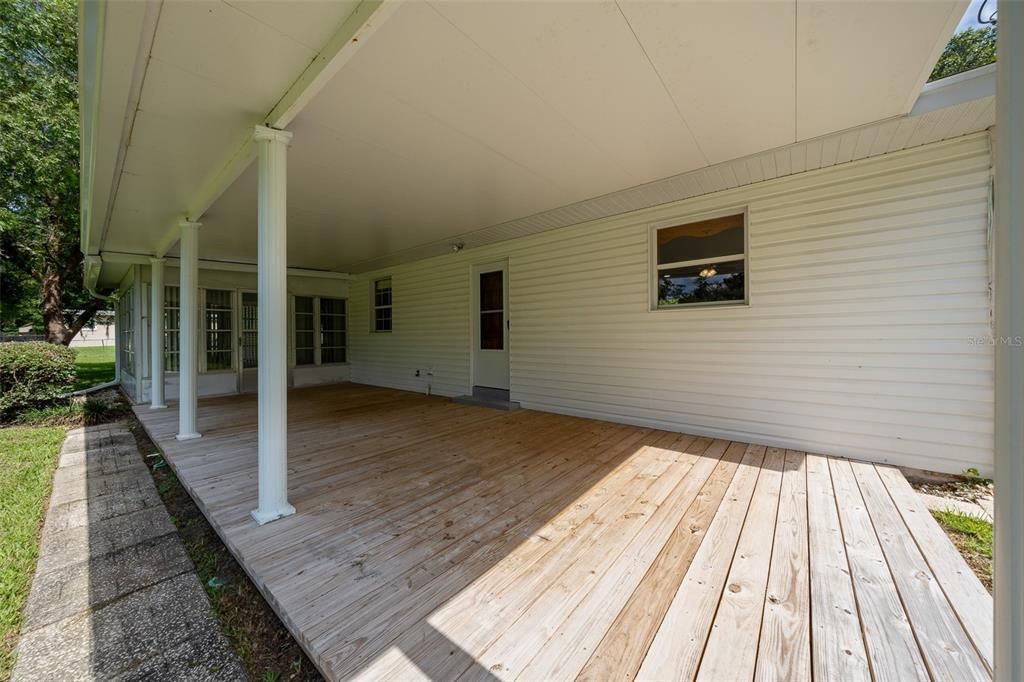 For Sale: $359,000 (3 beds, 2 baths, 1846 Square Feet)