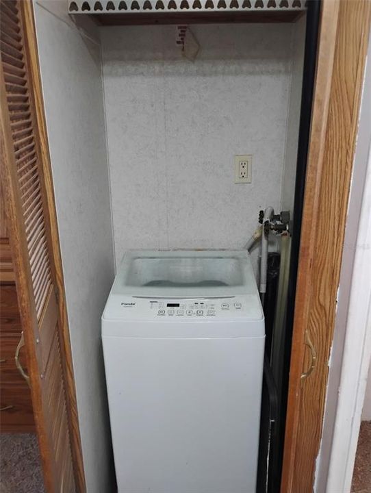 For Sale: $148,500 (3 beds, 2 baths, 850 Square Feet)