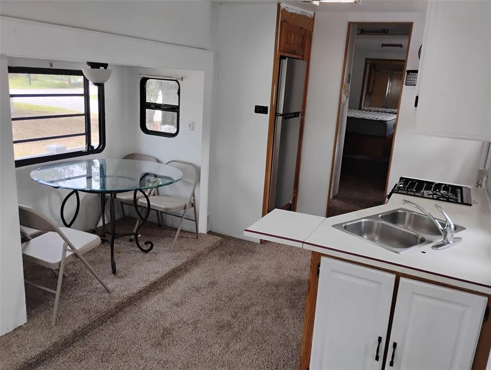 For Sale: $148,500 (3 beds, 2 baths, 850 Square Feet)