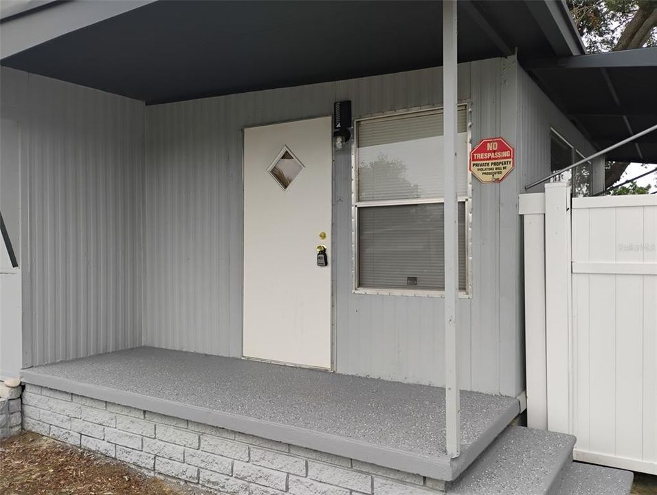 For Sale: $148,500 (3 beds, 2 baths, 850 Square Feet)
