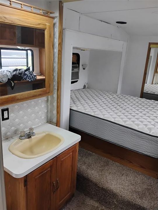 For Sale: $148,500 (3 beds, 2 baths, 850 Square Feet)