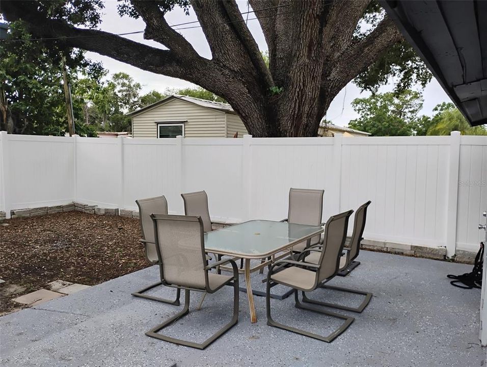 For Sale: $148,500 (3 beds, 2 baths, 850 Square Feet)