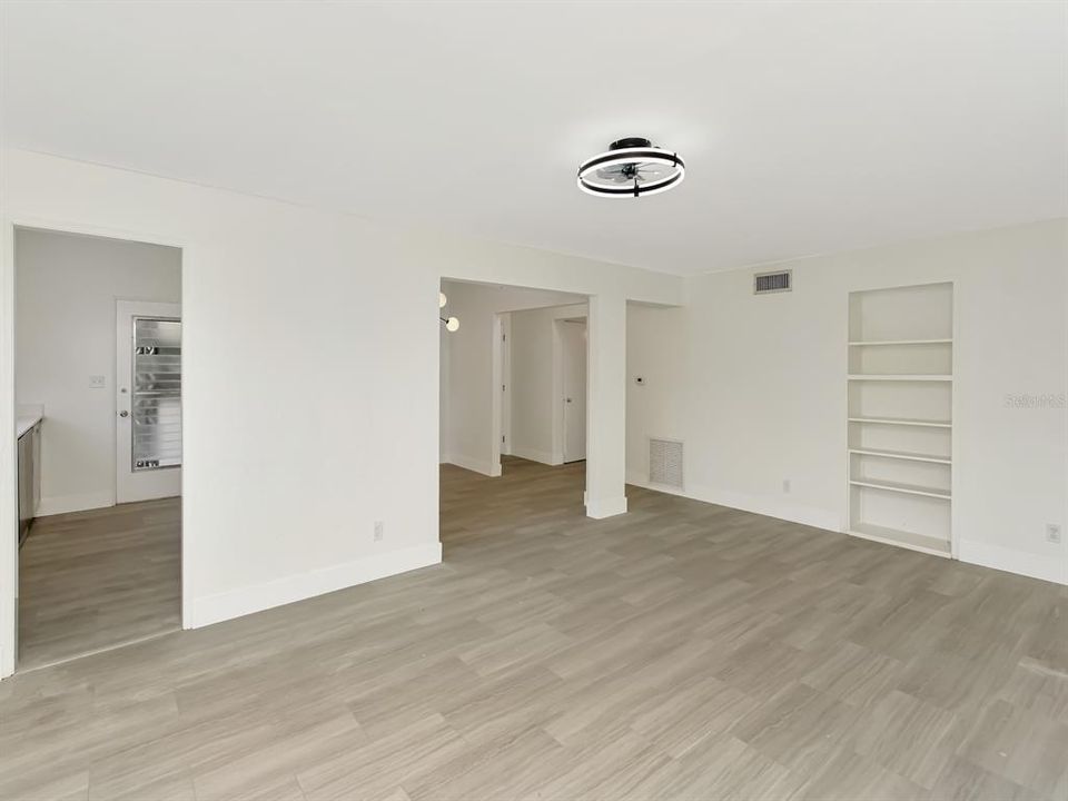 En Venta: $419,900 (2 camas, 2 baños, 1238 Pies cuadrados)