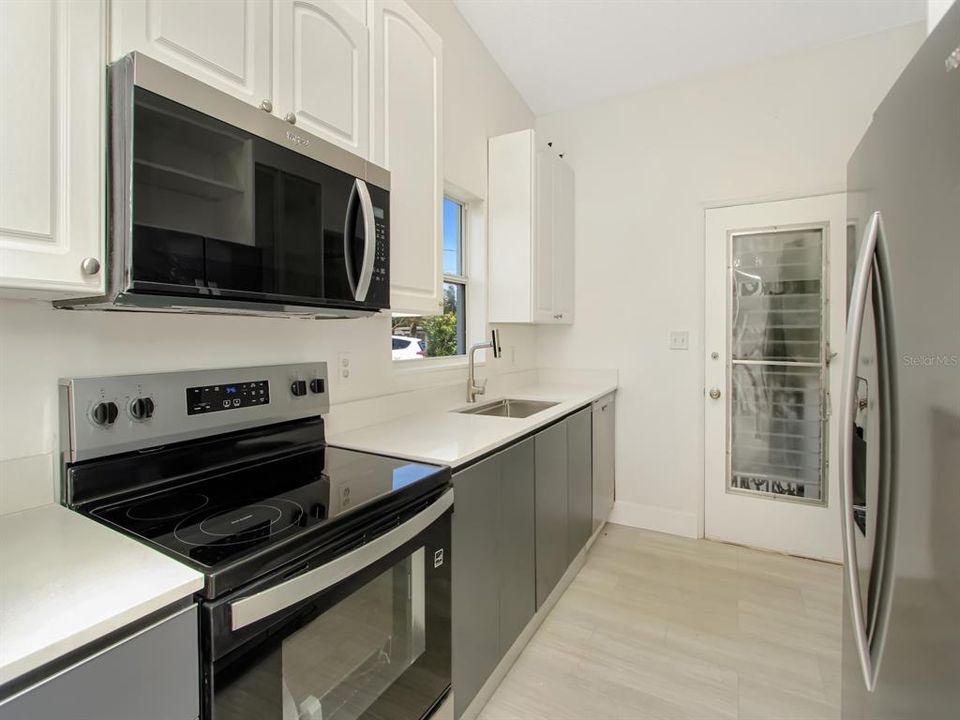 En Venta: $419,900 (2 camas, 2 baños, 1238 Pies cuadrados)