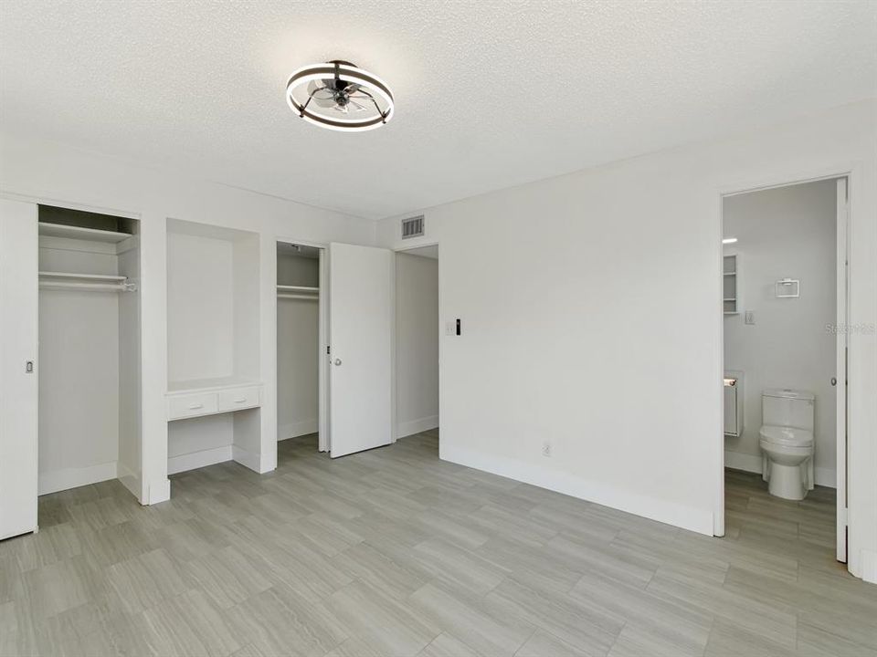 En Venta: $419,900 (2 camas, 2 baños, 1238 Pies cuadrados)