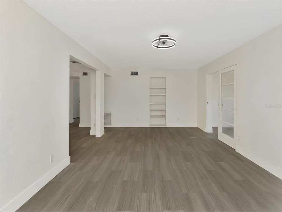 En Venta: $419,900 (2 camas, 2 baños, 1238 Pies cuadrados)