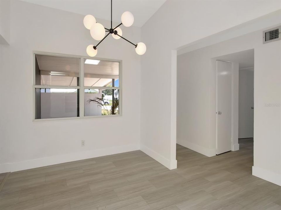 En Venta: $419,900 (2 camas, 2 baños, 1238 Pies cuadrados)