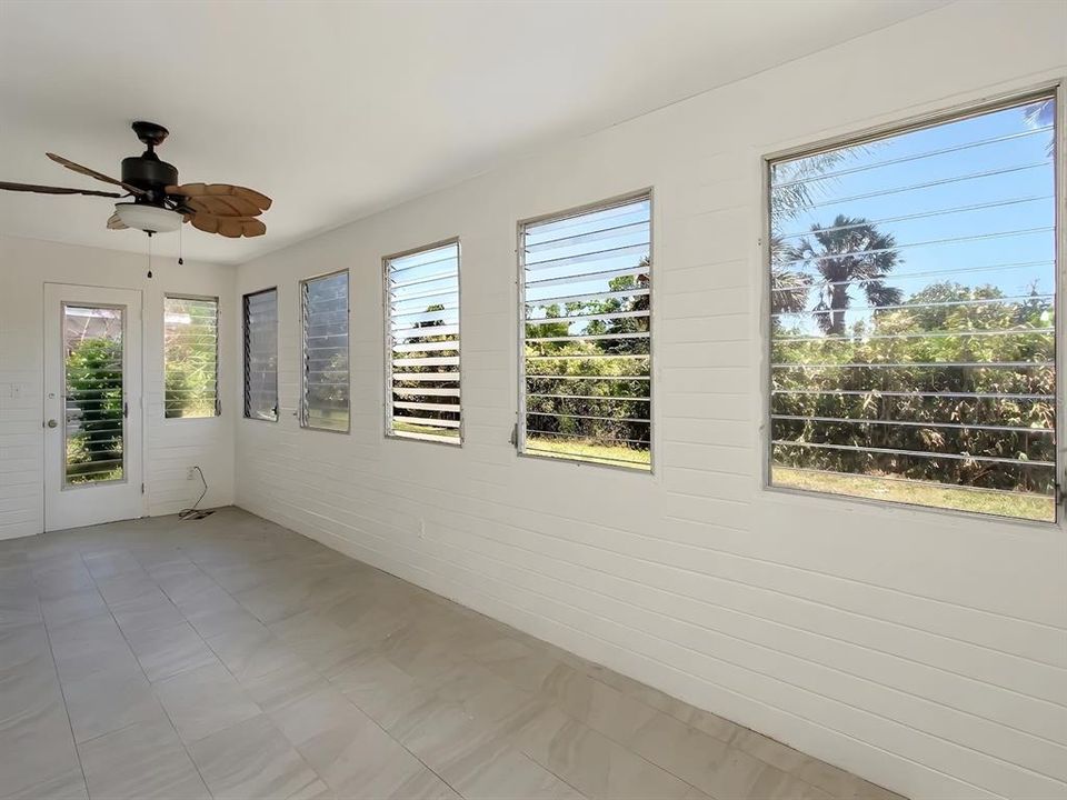 En Venta: $419,900 (2 camas, 2 baños, 1238 Pies cuadrados)