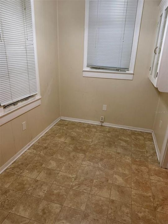 For Rent: $1,500 (1 beds, 1 baths, 600 Square Feet)