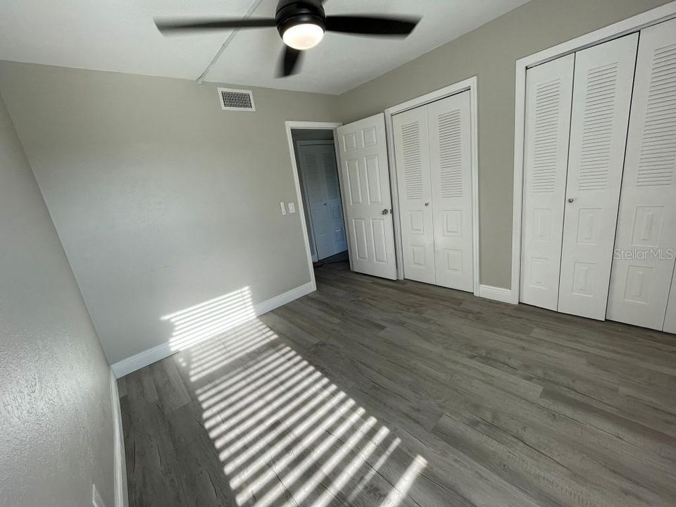 For Sale: $130,000 (2 beds, 1 baths, 813 Square Feet)