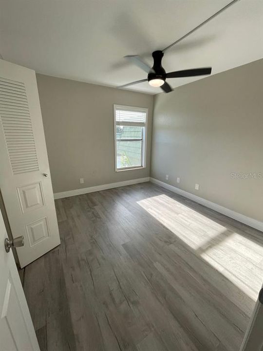 For Sale: $130,000 (2 beds, 1 baths, 813 Square Feet)