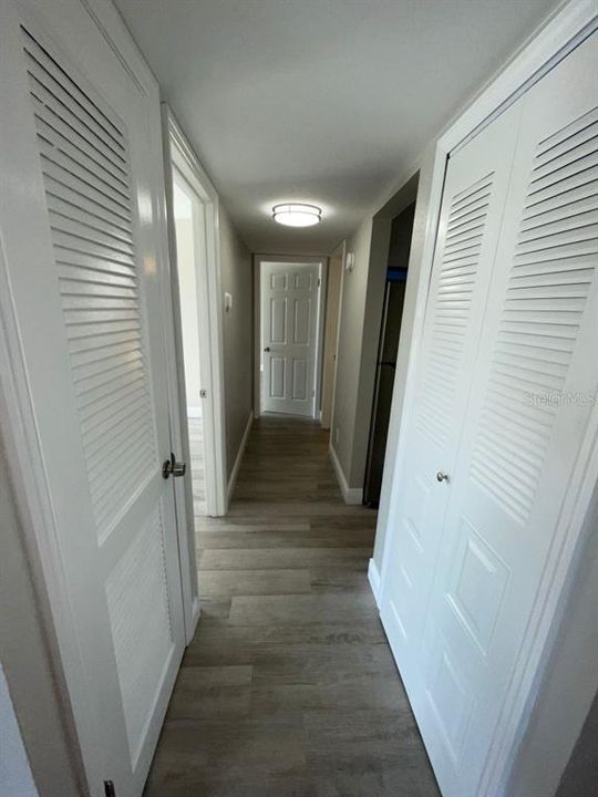 For Sale: $130,000 (2 beds, 1 baths, 813 Square Feet)