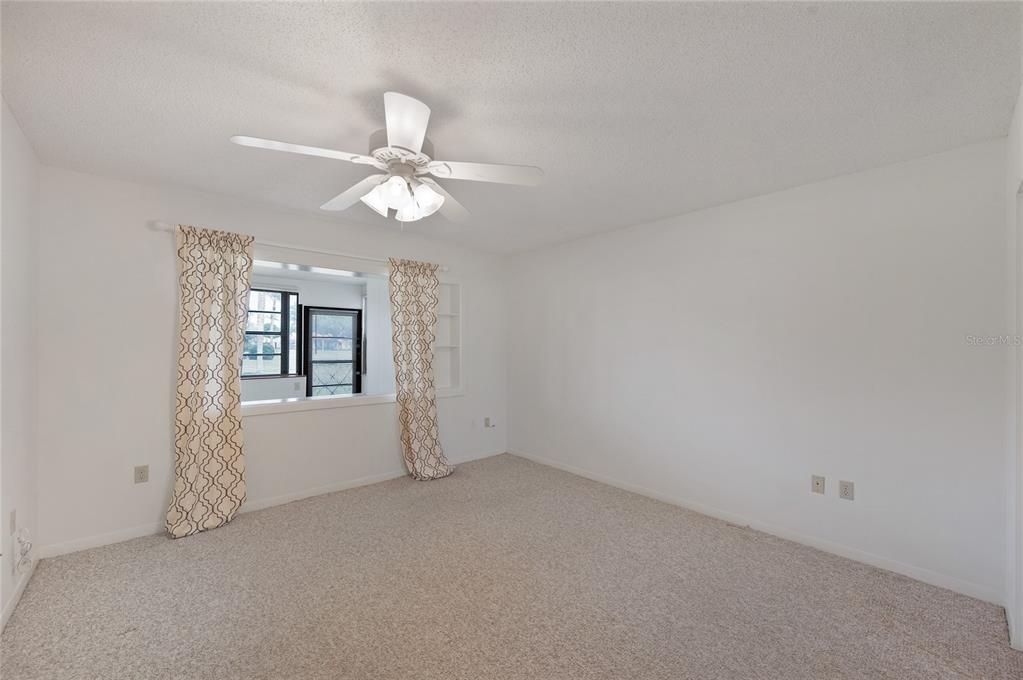For Sale: $189,000 (2 beds, 2 baths, 1257 Square Feet)