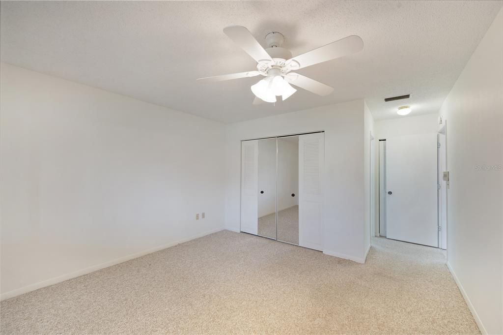 For Sale: $189,000 (2 beds, 2 baths, 1257 Square Feet)