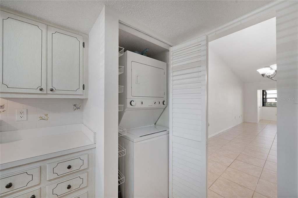 For Sale: $189,000 (2 beds, 2 baths, 1257 Square Feet)