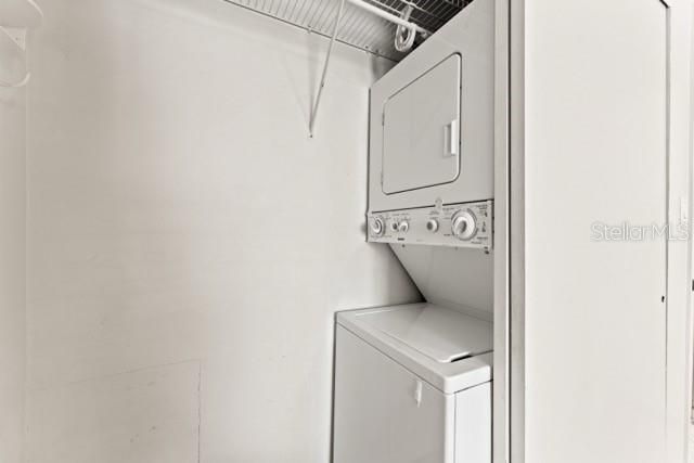 For Rent: $1,750 (2 beds, 1 baths, 748 Square Feet)