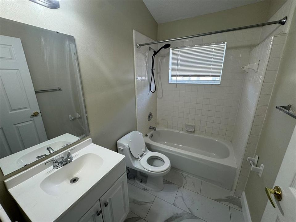 En Renta: $2,600 (3 camas, 2 baños, 1687 Pies cuadrados)