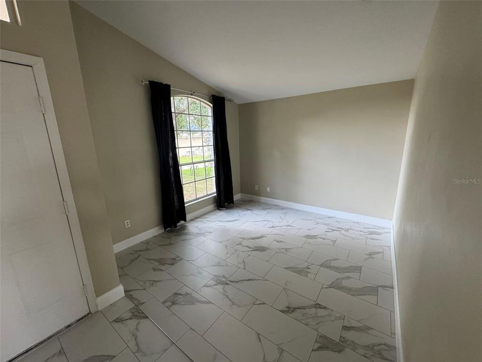 En Renta: $2,600 (3 camas, 2 baños, 1687 Pies cuadrados)