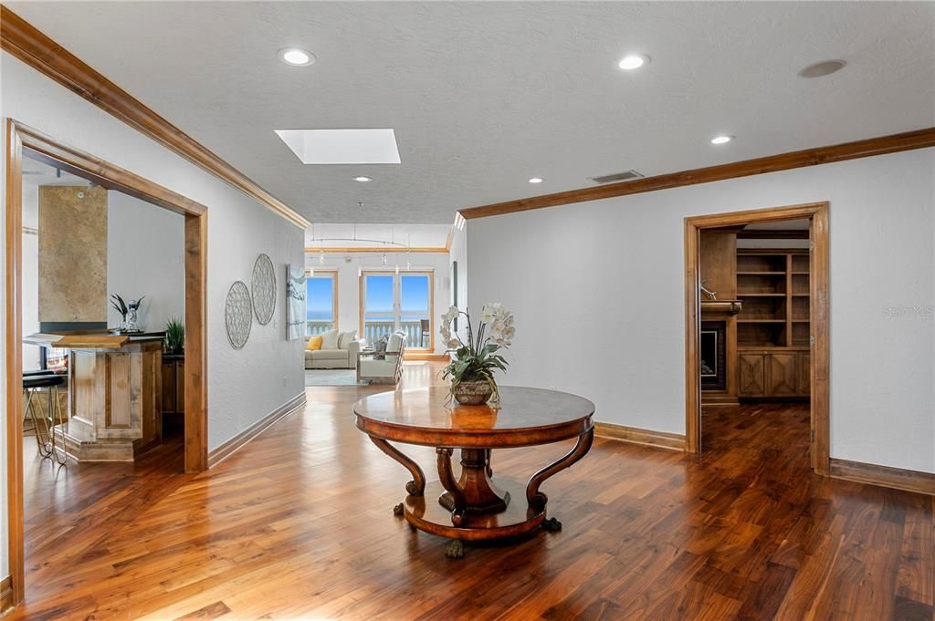 For Sale: $4,500,000 (3 beds, 2 baths, 5100 Square Feet)