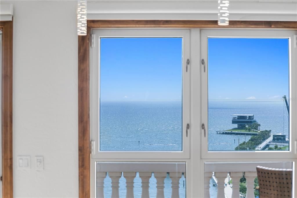 For Sale: $4,500,000 (3 beds, 2 baths, 5100 Square Feet)