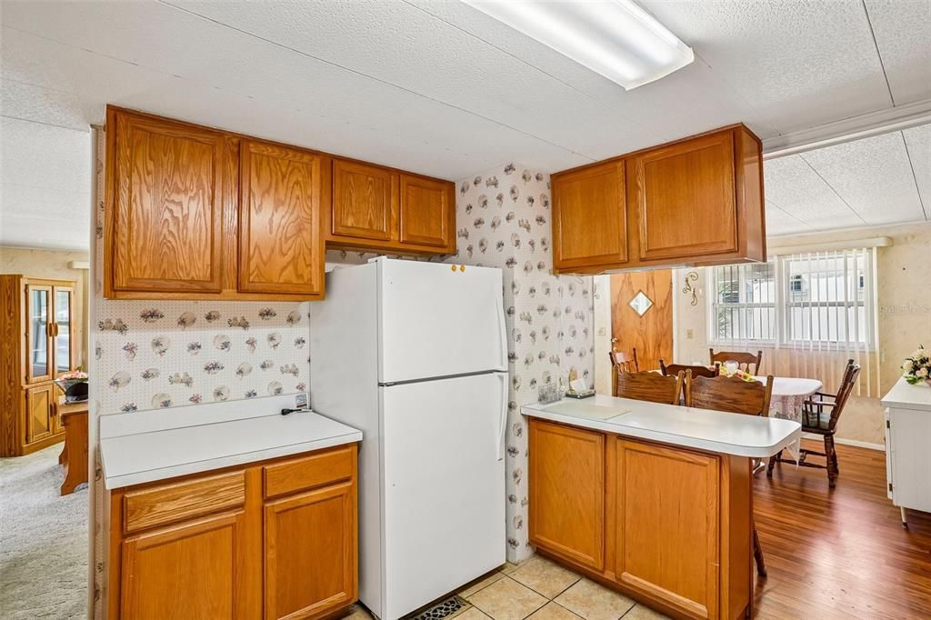 For Sale: $175,000 (2 beds, 2 baths, 1428 Square Feet)