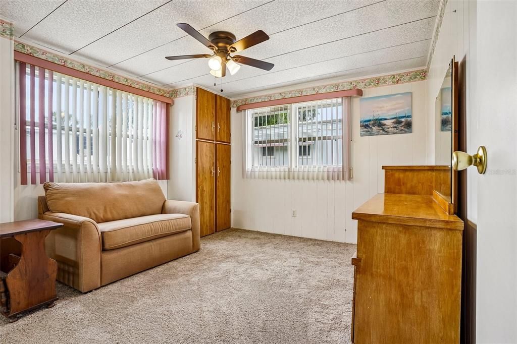 For Sale: $175,000 (2 beds, 2 baths, 1428 Square Feet)