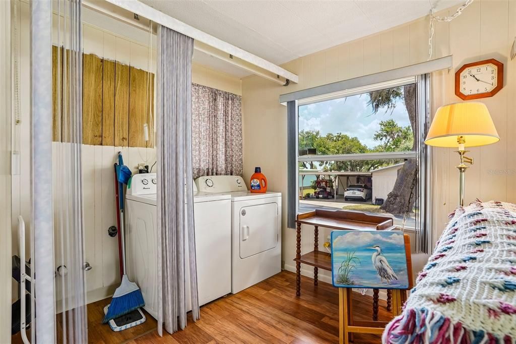 For Sale: $175,000 (2 beds, 2 baths, 1428 Square Feet)