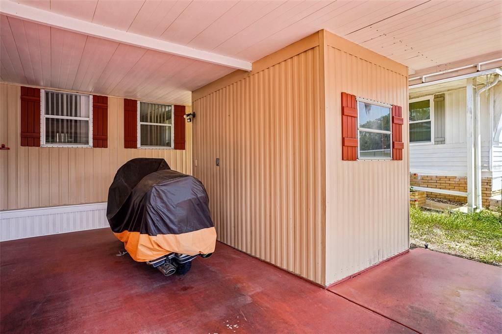 For Sale: $175,000 (2 beds, 2 baths, 1428 Square Feet)