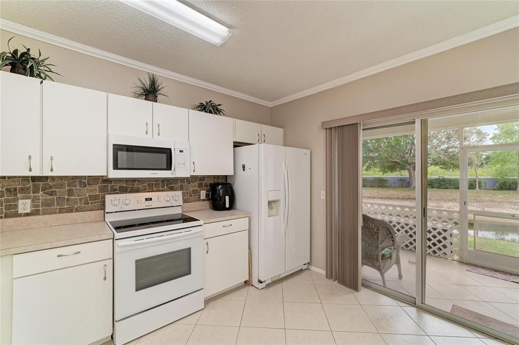 For Sale: $245,000 (2 beds, 2 baths, 1080 Square Feet)