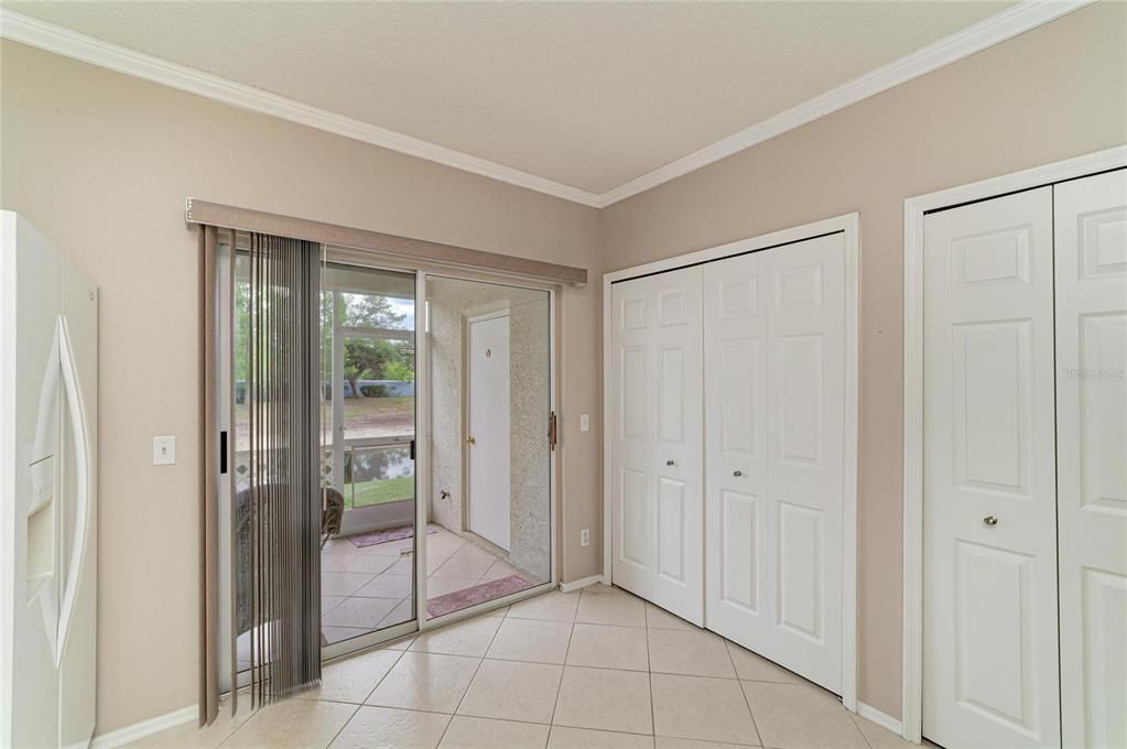 For Sale: $245,000 (2 beds, 2 baths, 1080 Square Feet)