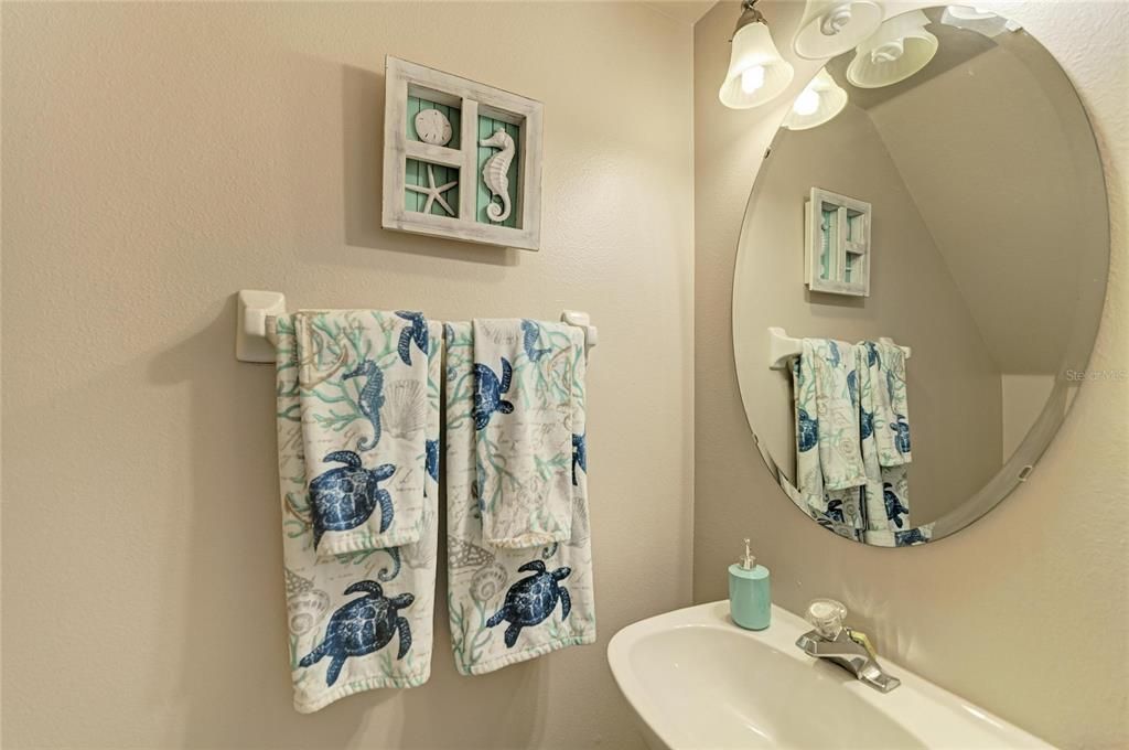 For Sale: $245,000 (2 beds, 2 baths, 1080 Square Feet)