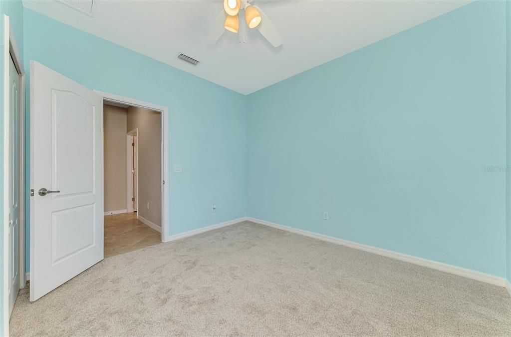 For Sale: $509,900 (3 beds, 3 baths, 2035 Square Feet)