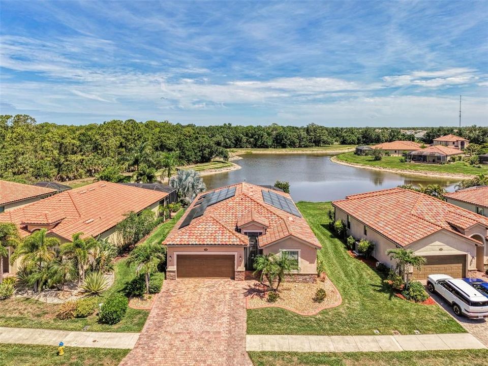 For Sale: $509,900 (3 beds, 3 baths, 2035 Square Feet)