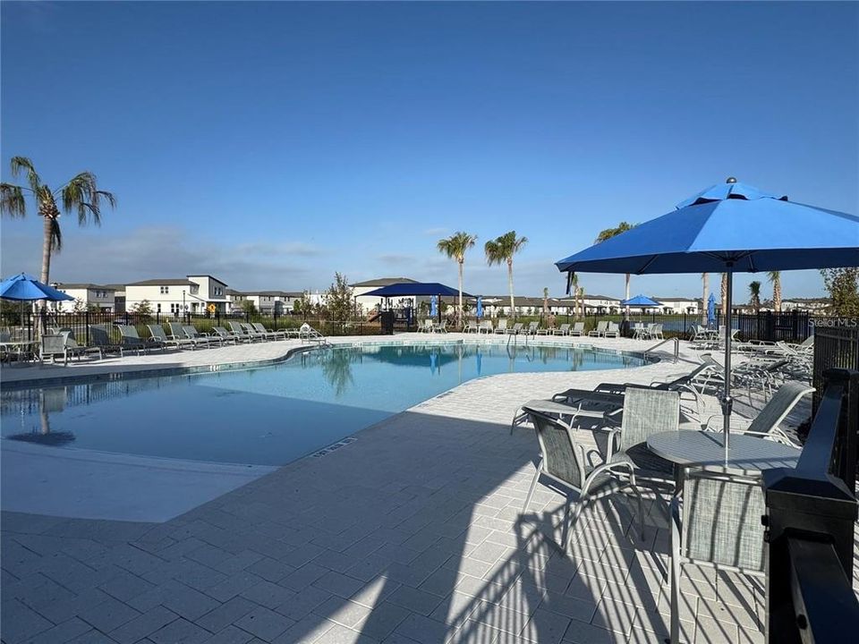 For Rent: $2,200 (3 beds, 2 baths, 1680 Square Feet)