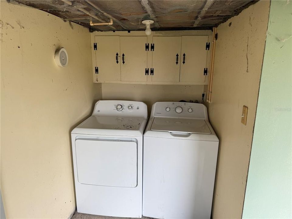 For Rent: $1,700 (2 beds, 1 baths, 795 Square Feet)