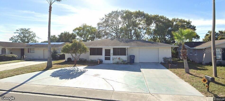 For Sale: $250,000 (2 beds, 2 baths, 1472 Square Feet)