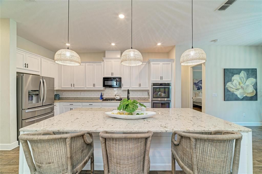 For Sale: $724,900 (4 beds, 2 baths, 2109 Square Feet)