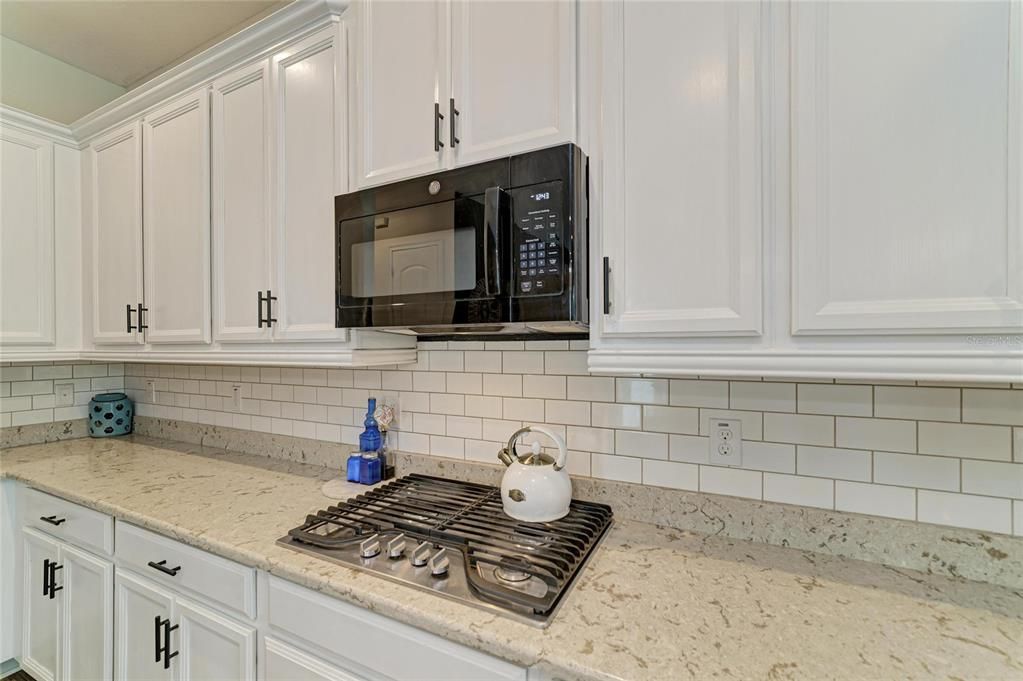 For Sale: $724,900 (4 beds, 2 baths, 2109 Square Feet)