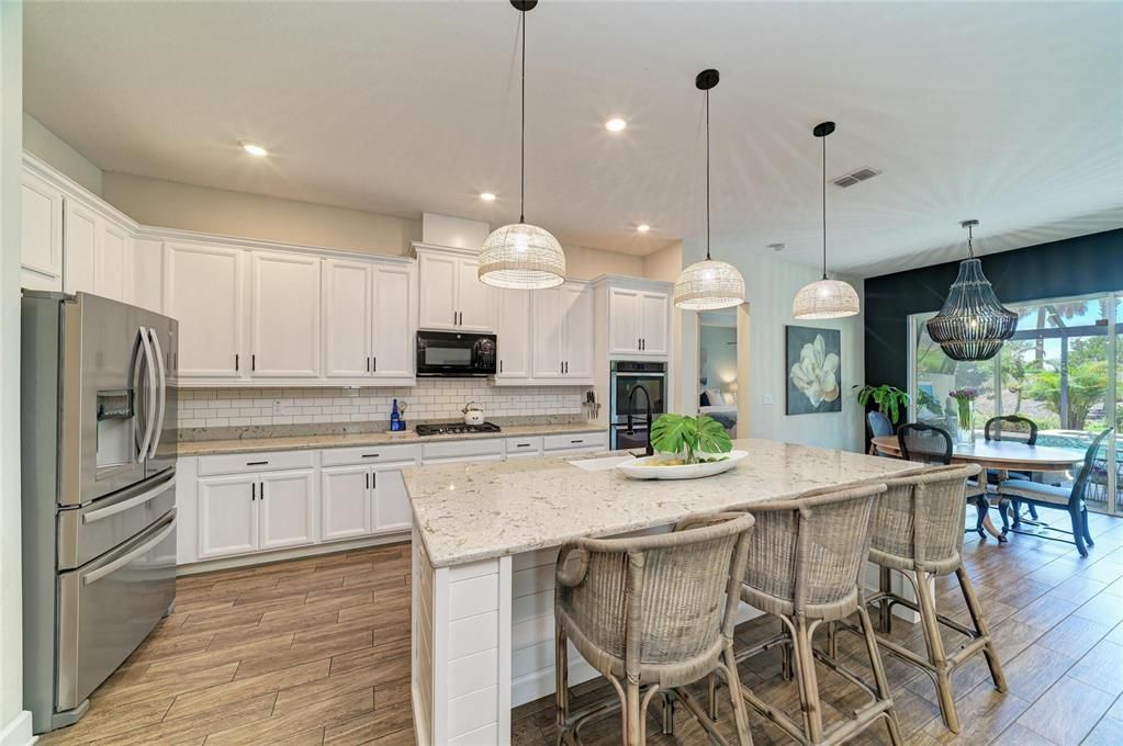 For Sale: $724,900 (4 beds, 2 baths, 2109 Square Feet)