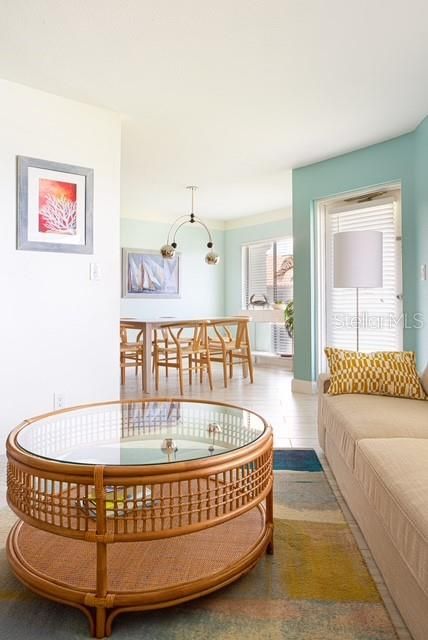 For Sale: $400,000 (2 beds, 2 baths, 830 Square Feet)