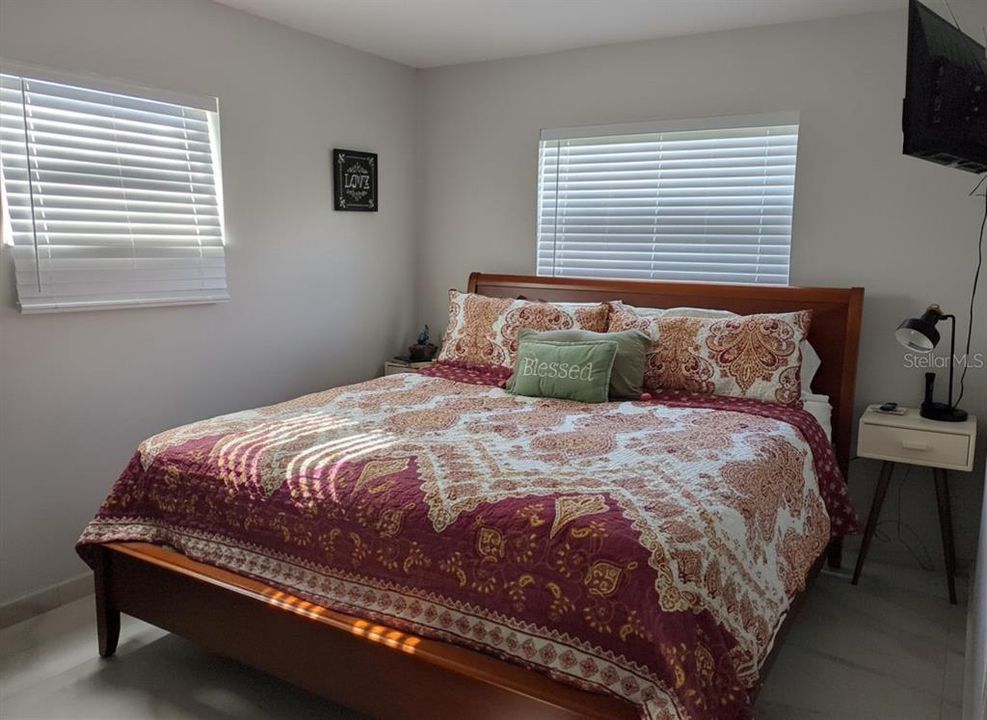 En Venta: $319,999 (4 camas, 3 baños, 1356 Pies cuadrados)